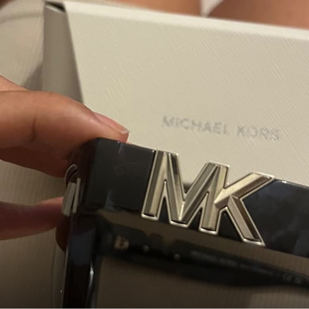 Michael Kors MICHAEL KORS SUNGLASSES NWT - Picture 3 of 4